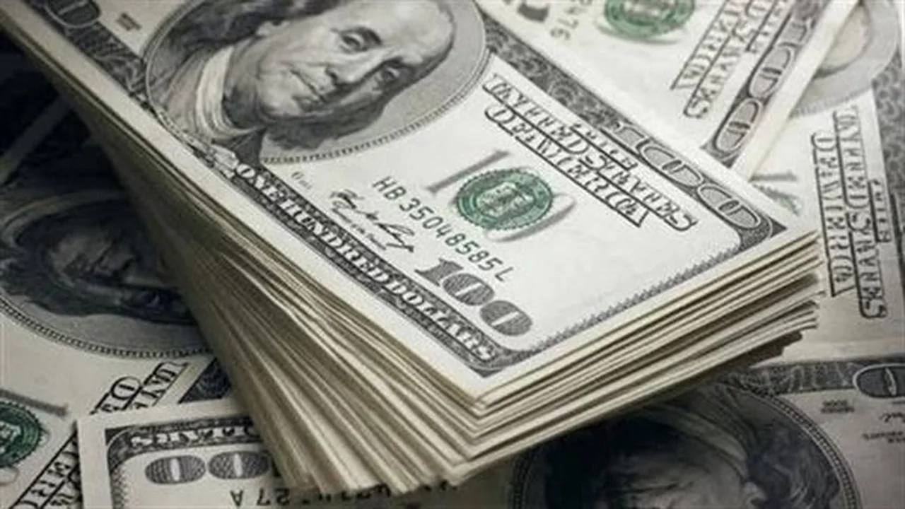 سعر الدولار يتراجع اليوم الأربعاء 20 مايو 2026 في السوق.